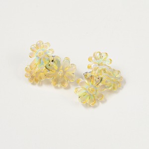 [박나래, 허영지] Triple Flower - yellow,귀걸이,아크릴귀걸이,마이부